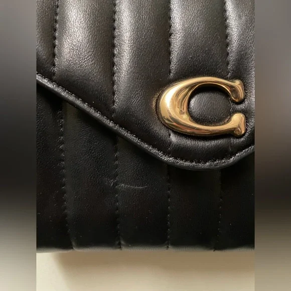 COACH Tammie Black Quilted Clutch with crossbody chain (Coach Authentic) Bag - Picture 2 of 15